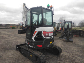 Bobcat E27Z 2,7 t+3 Godets - sans déport arrière - Logist Agri