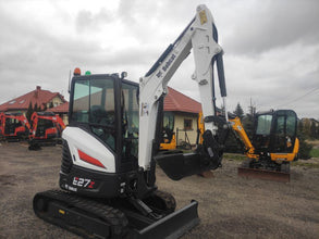Bobcat E27Z 2,7 t+3 Godets - sans déport arrière - Logist Agri
