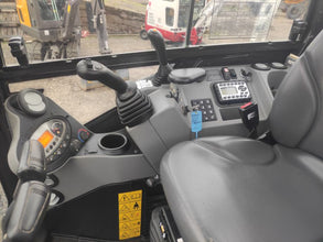 Bobcat E27Z 2,7 t+3 Godets - sans déport arrière - Logist Agri