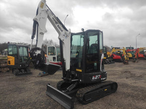 Bobcat E27Z 2,7 t+3 Godets - sans déport arrière - Logist Agri