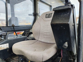 Caterpillar 302.5+3 Godets - Mini - pelle 2,8T– Fiabilité et performances - Logist Agri