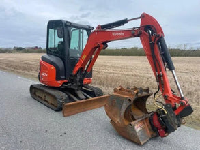 Kubota U27 - 4+3 Godets - Mini - pelle 2,7 t avec attache rotative - Logist Agri